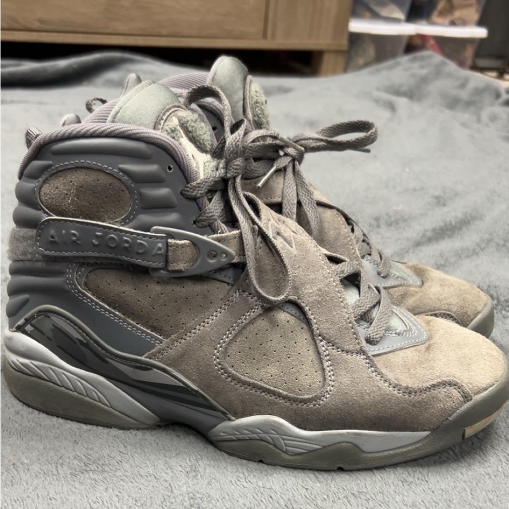 Men’s Jordan Retro 8 Cool Grey size 8 1/2